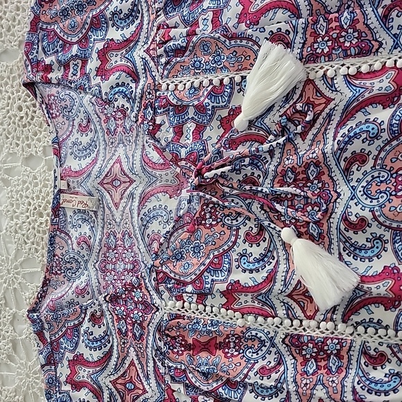 Red Camel top - Picture 2 of 5